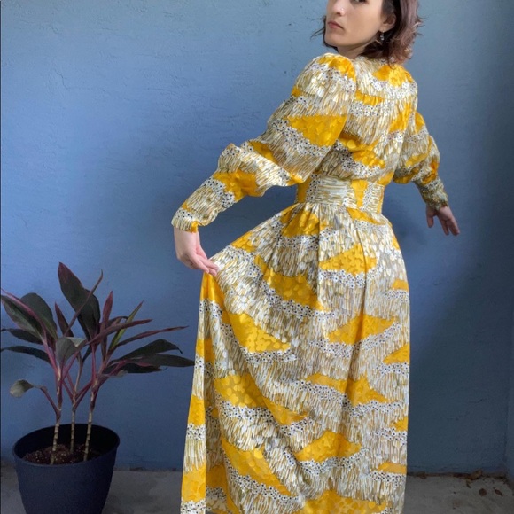 Gorgeous Asian Silk Inspired Custom Made Vintage Gown - Picture 3 of 8